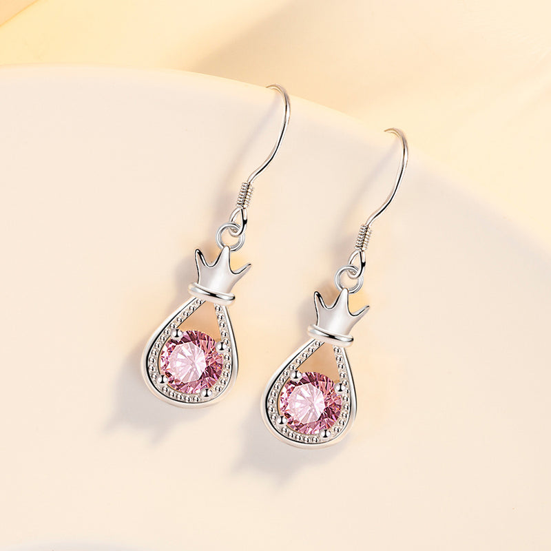 Romantic Silver Earring for Special Moments