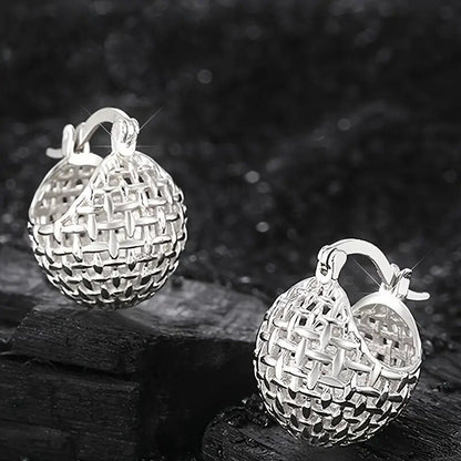Charming Piece for Any Occasion