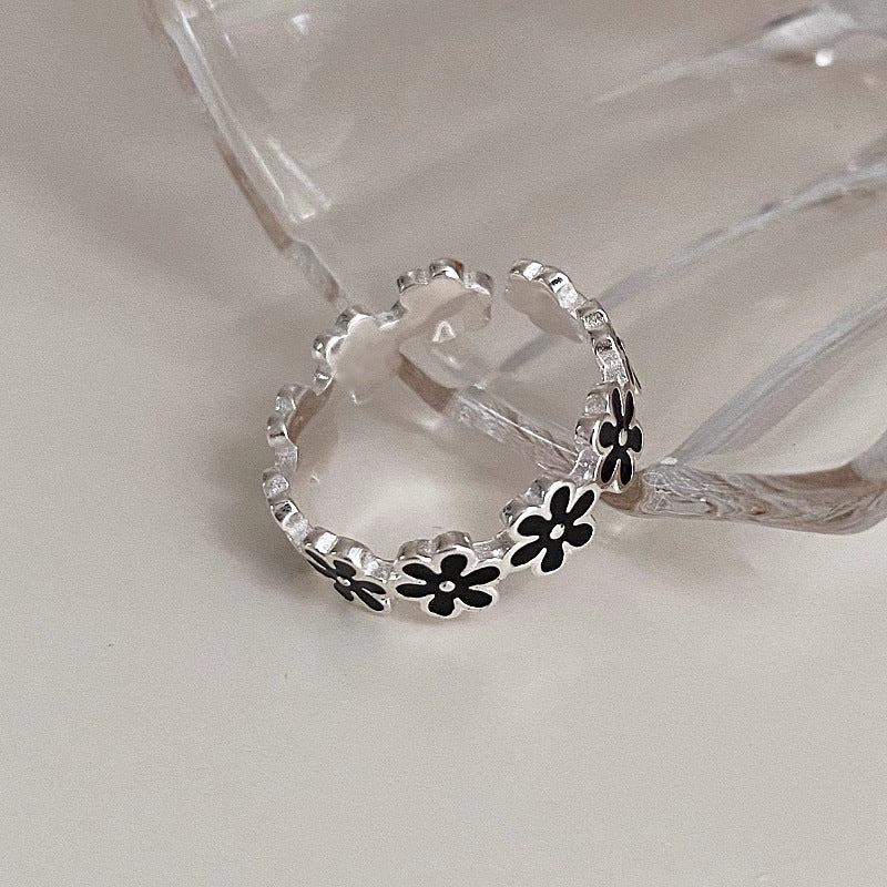Beautiful Ring with Unique Style