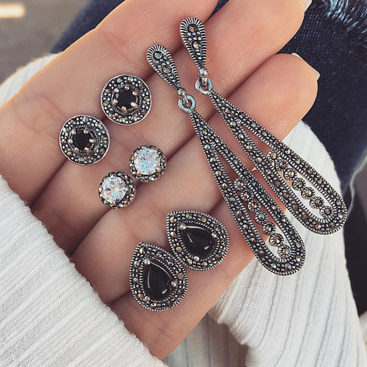 Charming Earring for Any Occasion