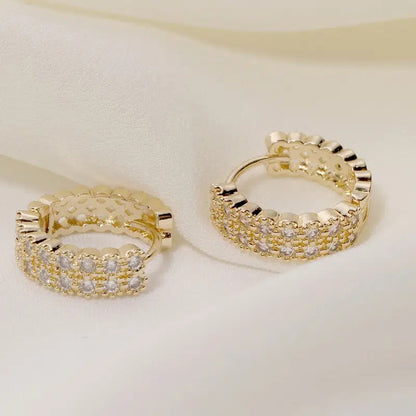 Elegant Gold Earring for Every Occasion