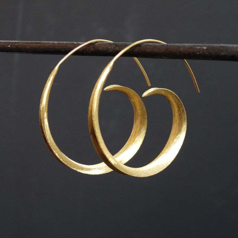 Classic Earring with Timeless Appeal