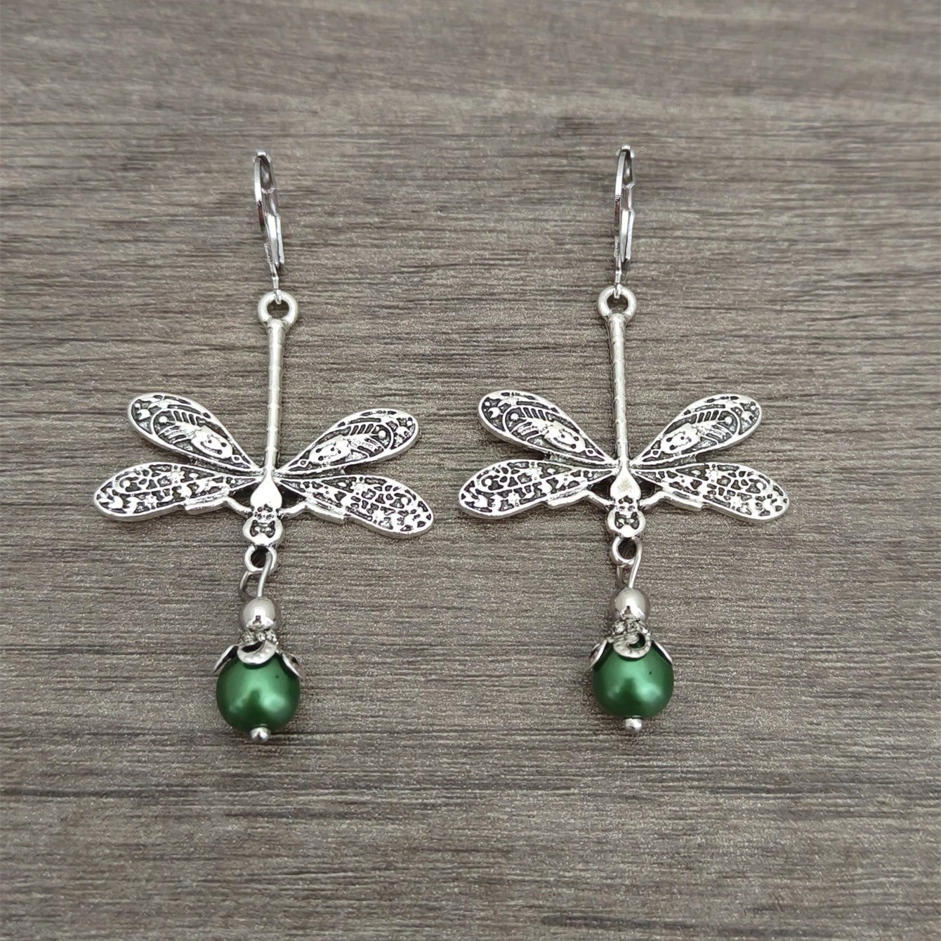 Romantic Pearl Earring for Special Moments