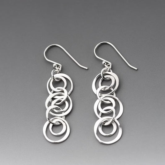 Charming Earring for Any Occasion