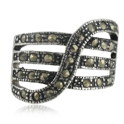 Charming Ring for Any Occasion