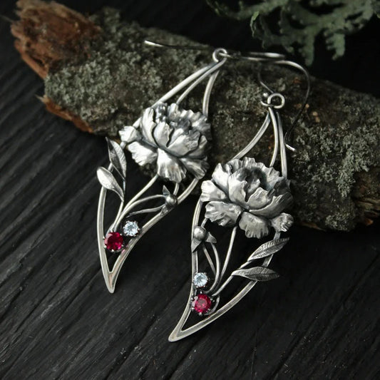 Elegant Silver Earring for Every Occasion