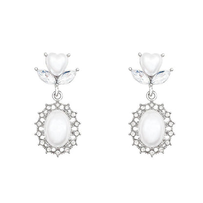 Stunning Pearl Earring for Daily Wear