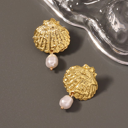 Romantic Pearl Earring for Special Moments
