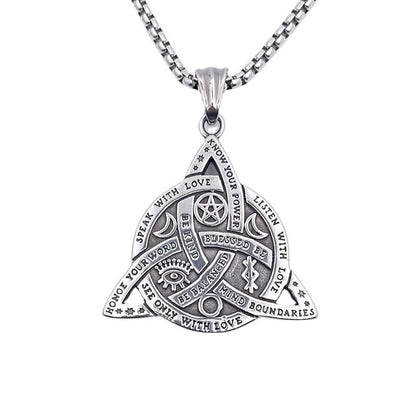 Elegant Pendant for Every Occasion