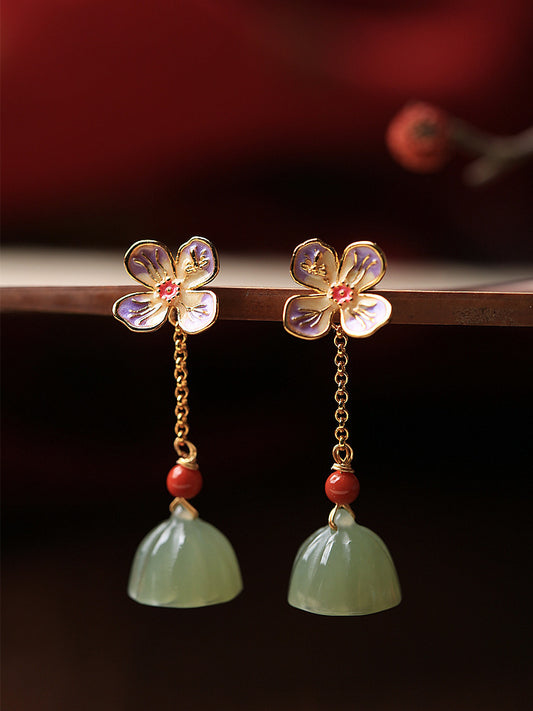 Beautiful Silver Earring with Unique Style
