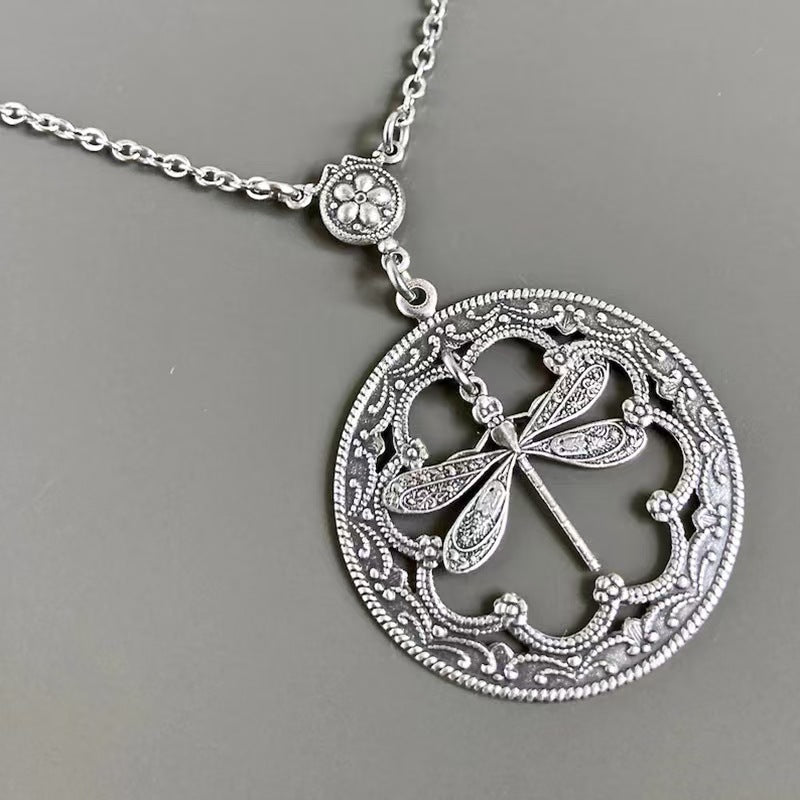 Stunning Necklace for Daily Wear