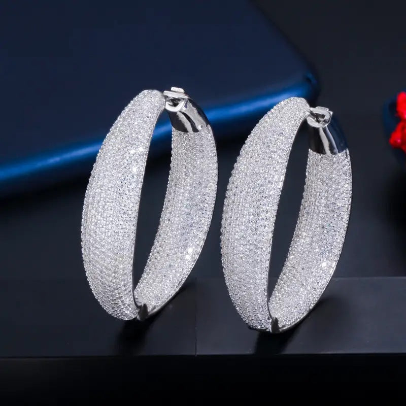 Charming Earring for Any Occasion