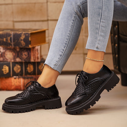 Graceful Orthopedic Shoes for Modern Look