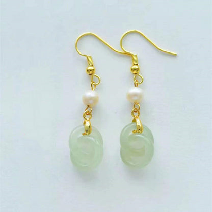 Beautiful Gold Earring with Unique Style