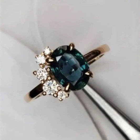 Beautiful Gold Ring with Unique Style