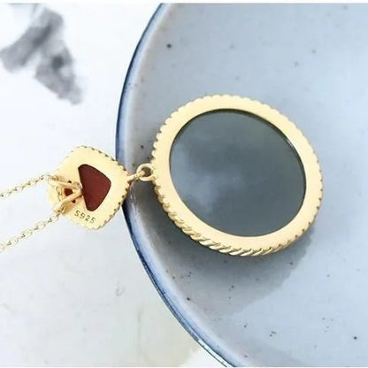 Charming Silver Necklace for Any Occasion