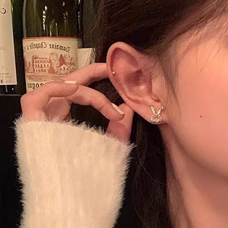 Delicate Artisan Pearl Earring