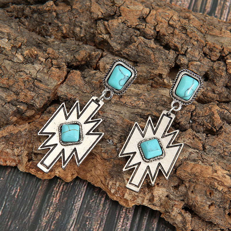 Classic Earring with Timeless Appeal