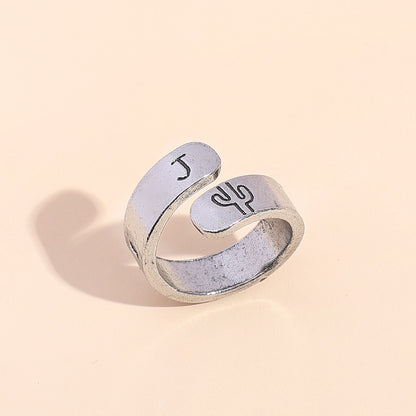 Classic Silver Ring with Timeless Appeal