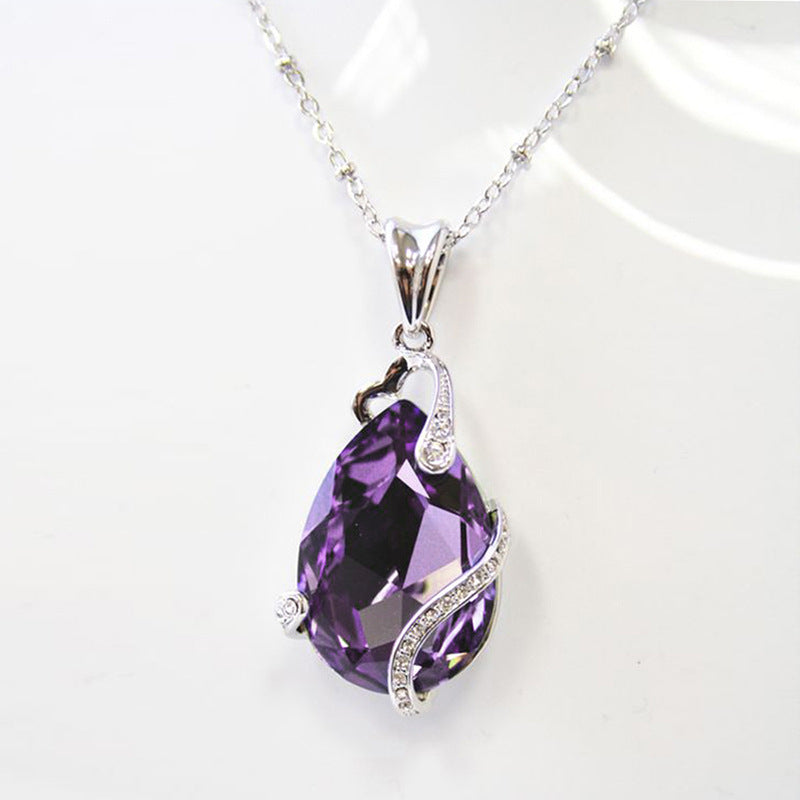 Romantic Necklace for Special Moments