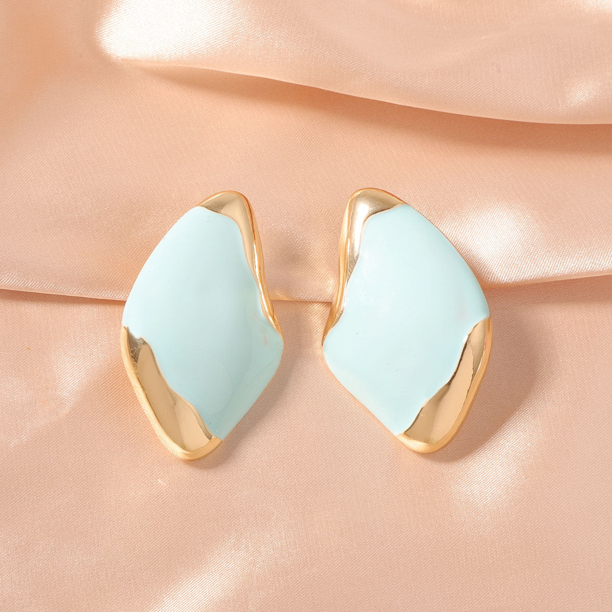 Stunning Piece for Daily Wear