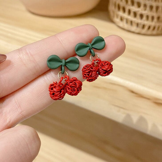 Charming Earring for Any Occasion