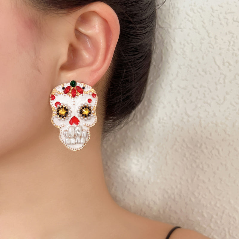 Classic Pearl Earring with Timeless Appeal