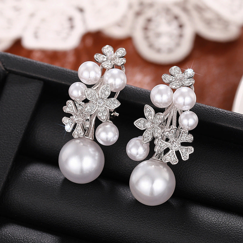 Charming Pearl Earring for Any Occasion