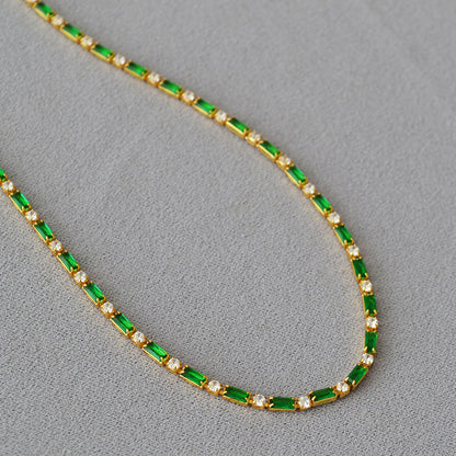 Romantic Gold Necklace for Special Moments