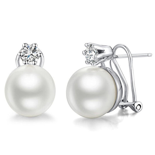 Classic Pearl Earring with Timeless Appeal