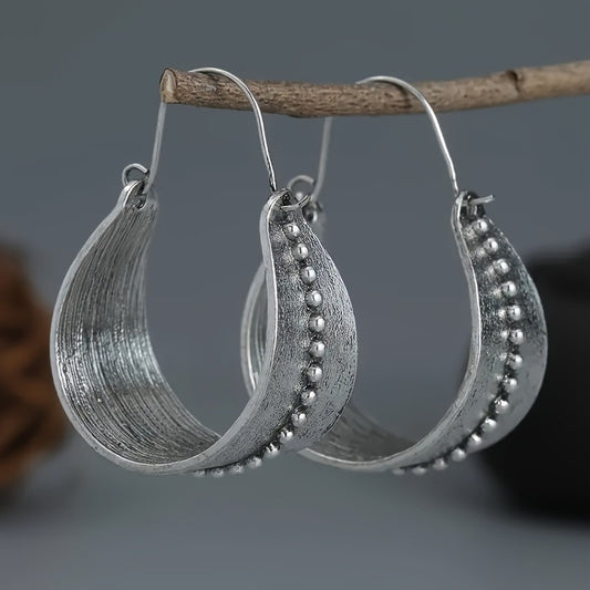 Charming Earring for Any Occasion