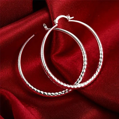 Elegant Silver Earring for Every Occasion