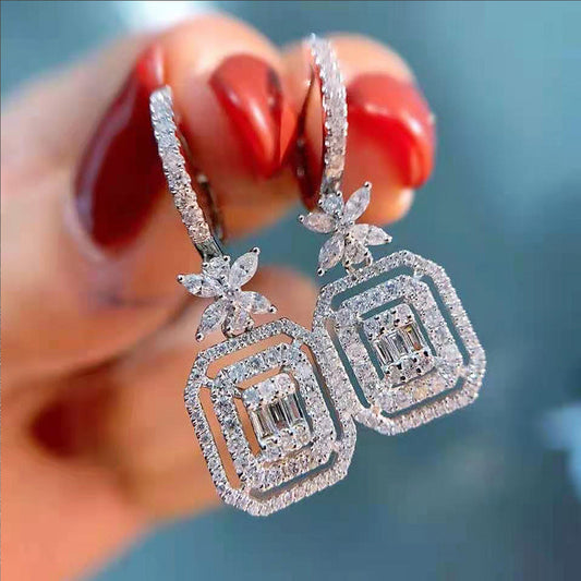 Romantic Earring for Special Moments