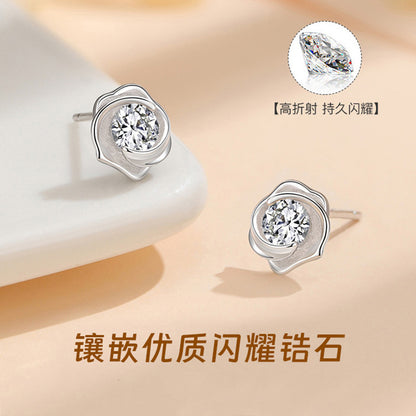 Classic Earring with Timeless Appeal