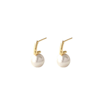 Delicate Artisan Pearl Earring