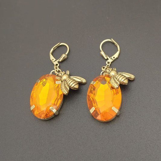 Charming Earring for Any Occasion