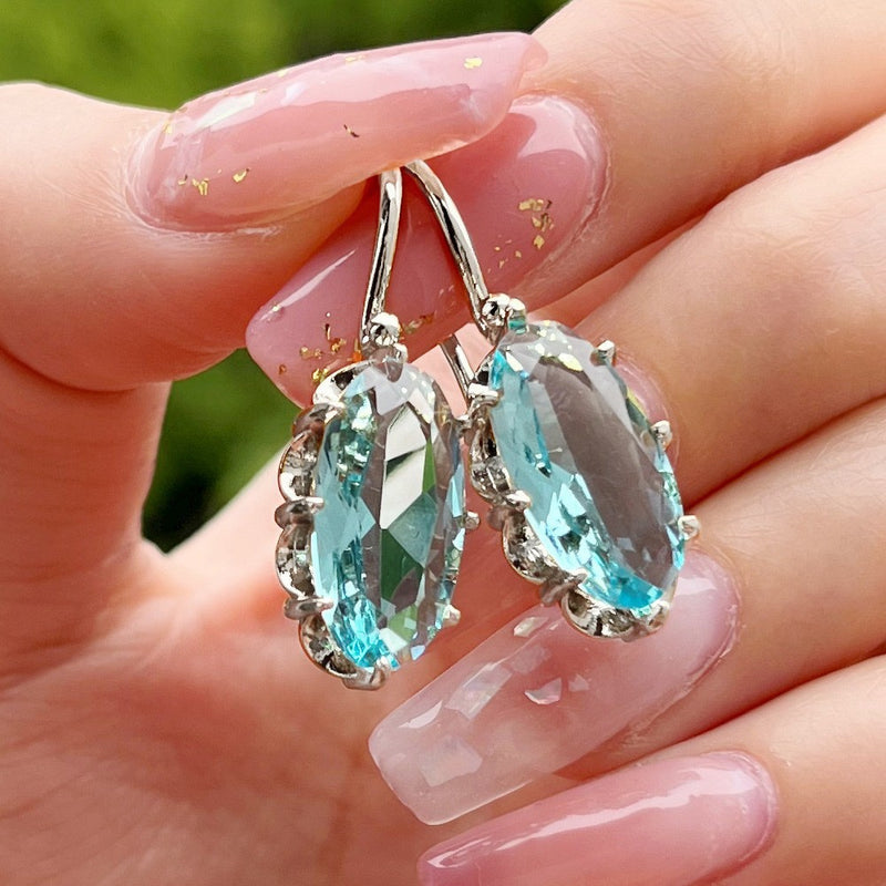 Classic Earring with Timeless Appeal