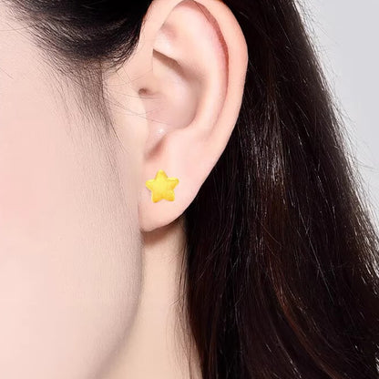Romantic Gold Earring for Special Moments
