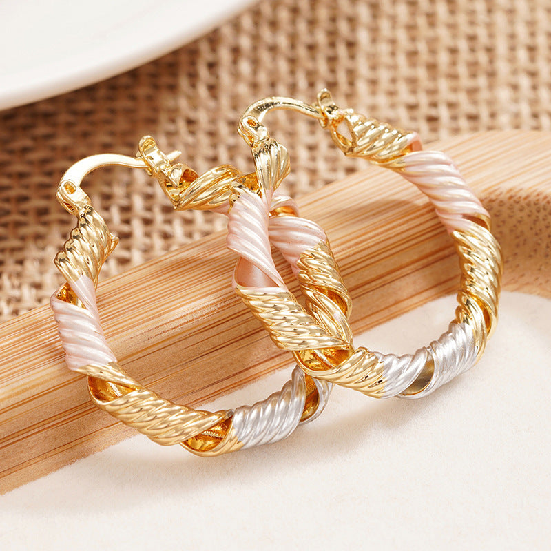 Charming Piece for Any Occasion