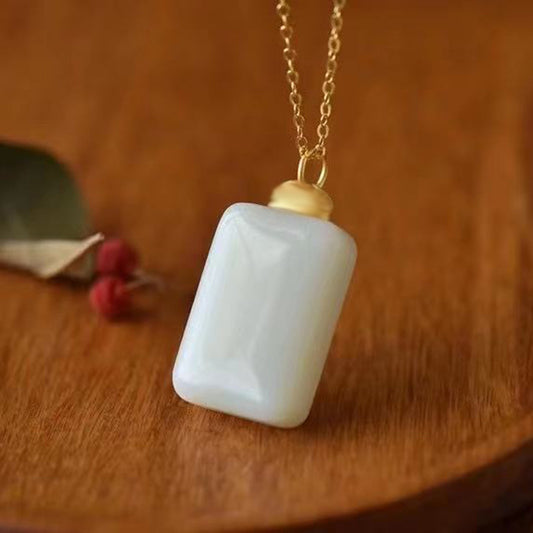 Beautiful Silver Pendant with Unique Style