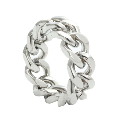 Classic Chain with Timeless Appeal