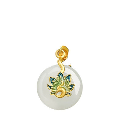 Stunning Silver Pendant for Daily Wear
