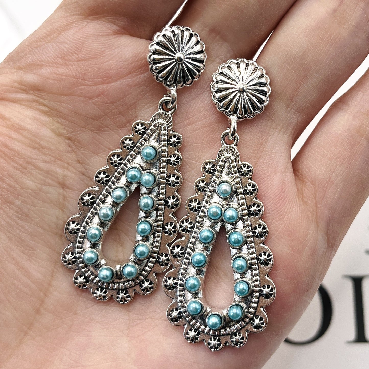 Vintage Handmade Earring