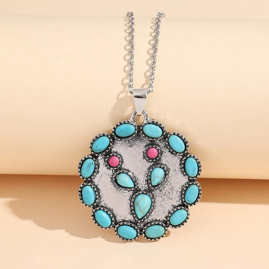 Classic Pendant with Timeless Appeal