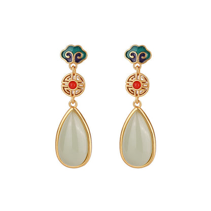 Charming Earring for Any Occasion