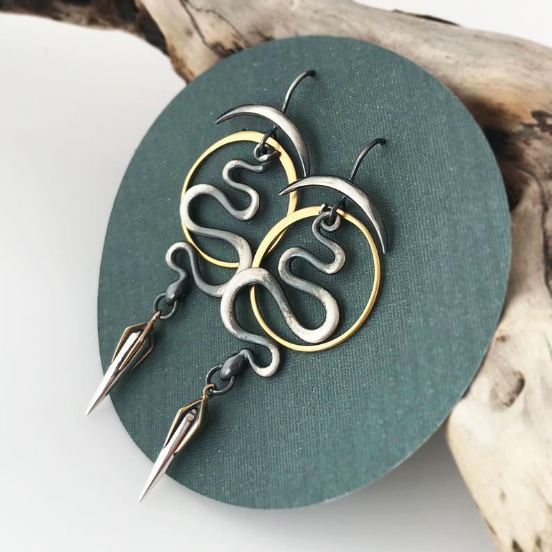 Charming Earring for Any Occasion