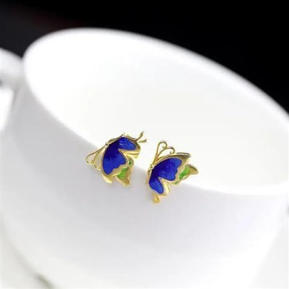 Romantic Silver Earring for Special Moments