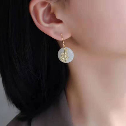 Charming Earring for Any Occasion