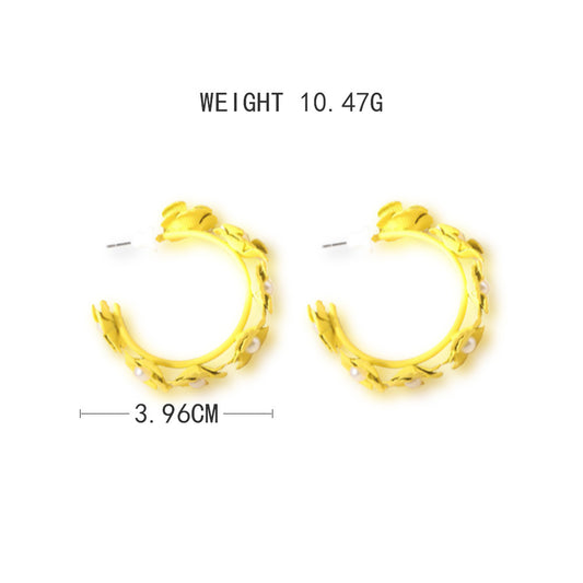 Romantic Pearl Earring for Special Moments