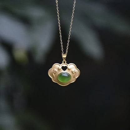 Romantic Silver Necklace for Special Moments